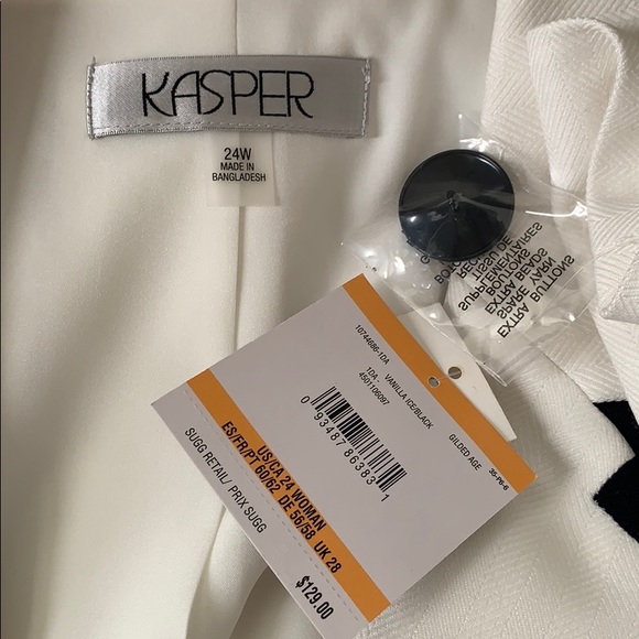 Kasper Herringbone Blazer with Contrast Trim - Picture 7 of 7